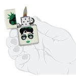 Encendedor Zippo Green Plant Girl Glow Design Blanco ZP49837 Agathamarket.cl 5